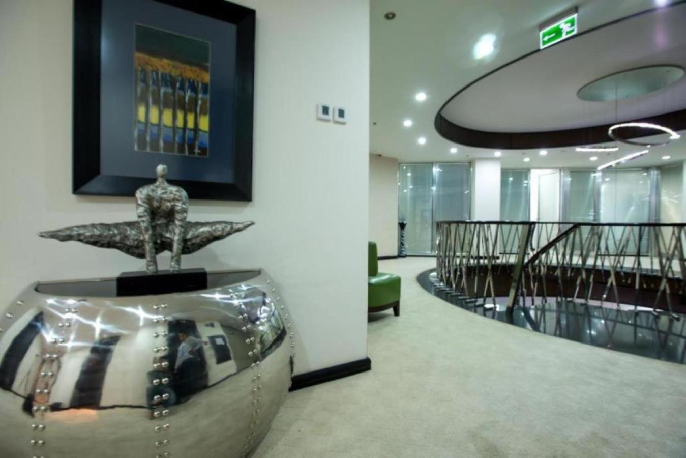 Aparthotel Hilltop North Avenue By Stellar Hotels, 4*